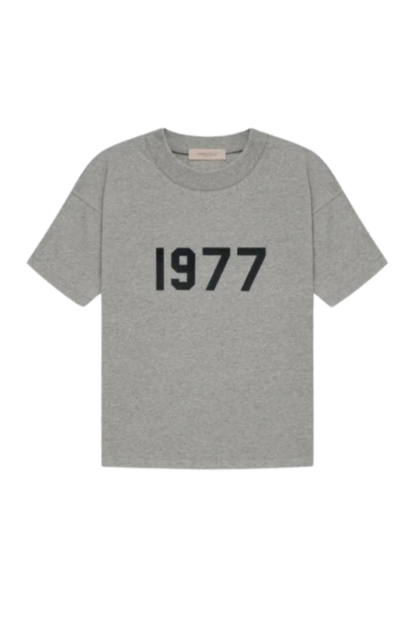 Essential 1977 Short Set