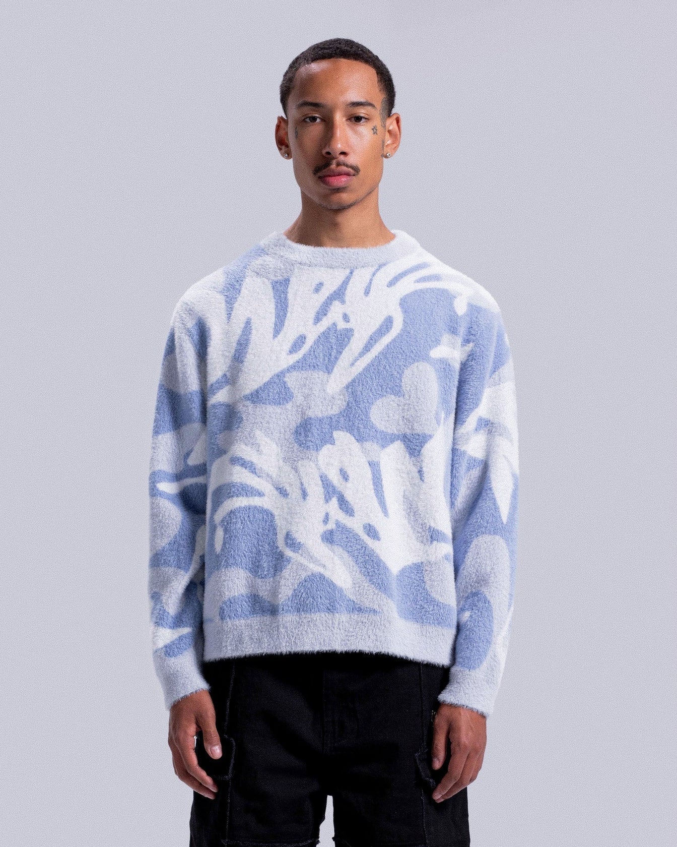 JOSH FLUFFY SWEATER